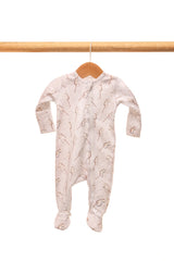 Sovedrakt med kjepphestmønster